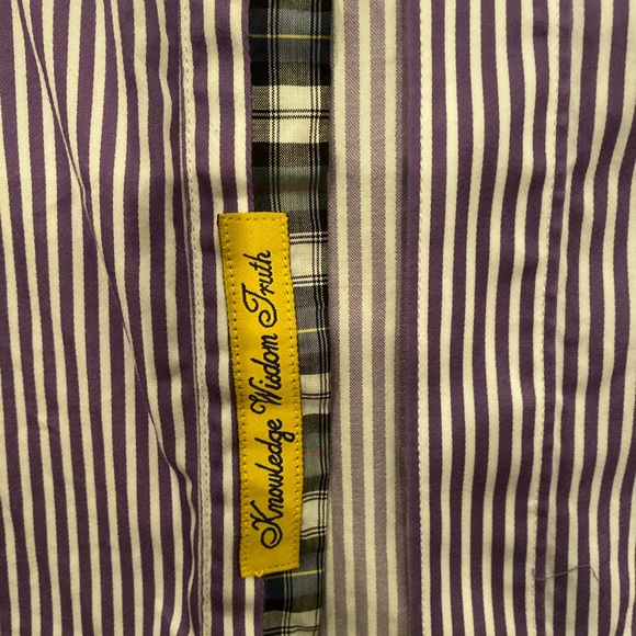 Men’s Robert Graham dress shirt. - Picture 3 of 3